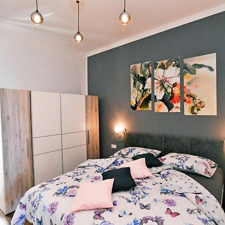 Apartment Carissima-Direct On Sea, Lovran-Opatija Extérieur photo